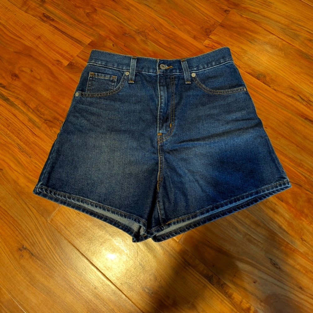 Levi Shorts